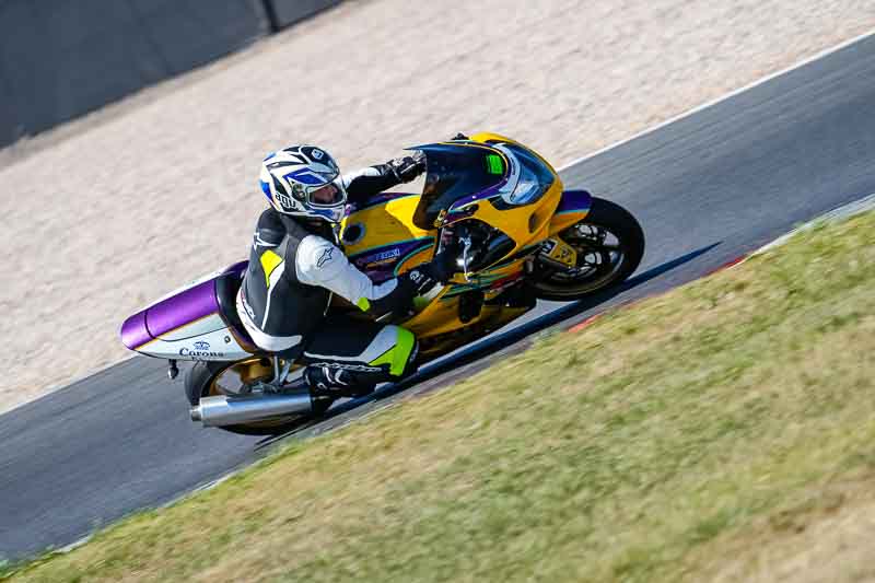 donington no limits trackday;donington park photographs;donington trackday photographs;no limits trackdays;peter wileman photography;trackday digital images;trackday photos